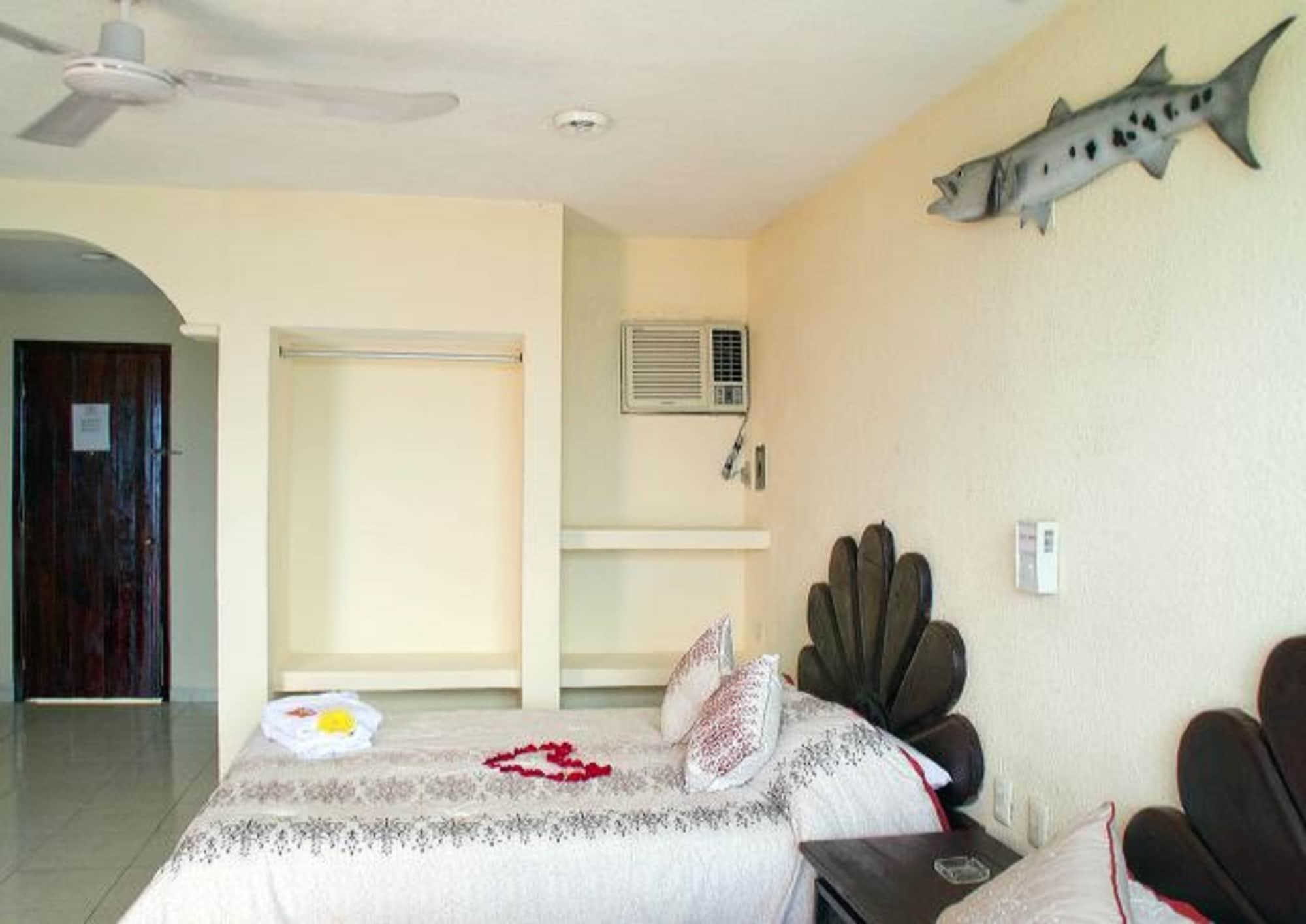 Hotel Barracuda Cozumel Esterno foto