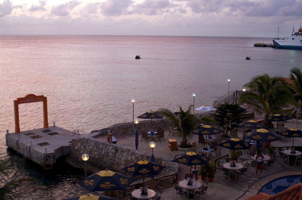 Hotel Barracuda Cozumel Esterno foto