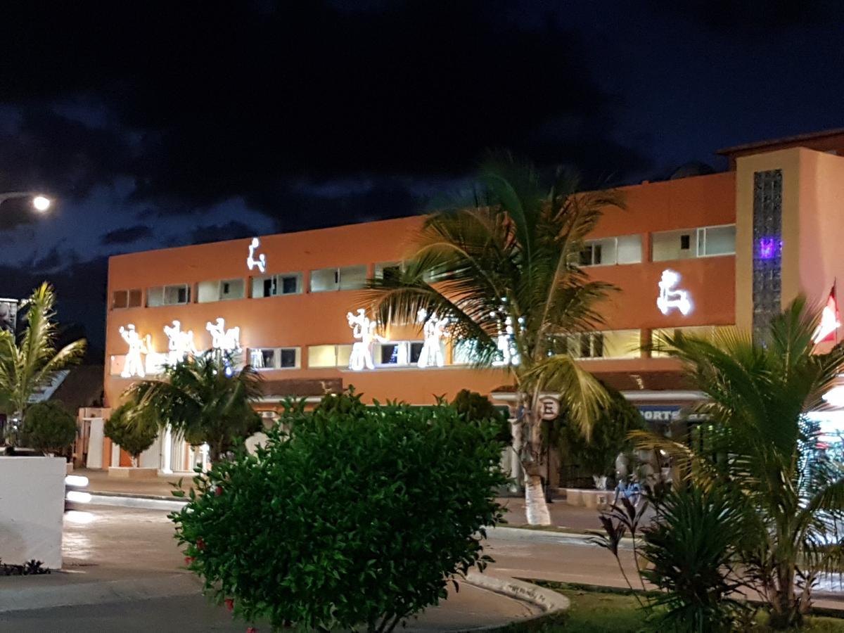 Hotel Barracuda Cozumel Esterno foto